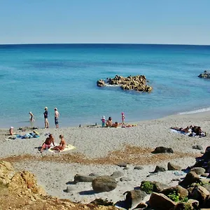 Apartment Casa Mutreku 1m From The Beach,2 Kitchens, 2 Showers Cala Liberotto